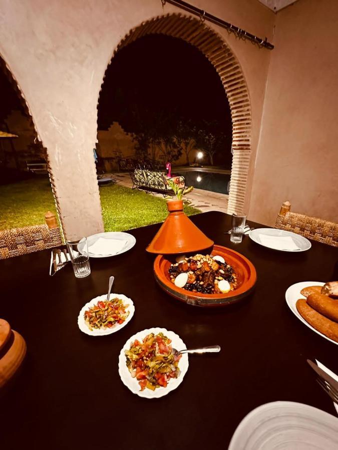 Villa Ms Holidays Mika Privatisee Marrakech Marrakesh Bagian luar foto